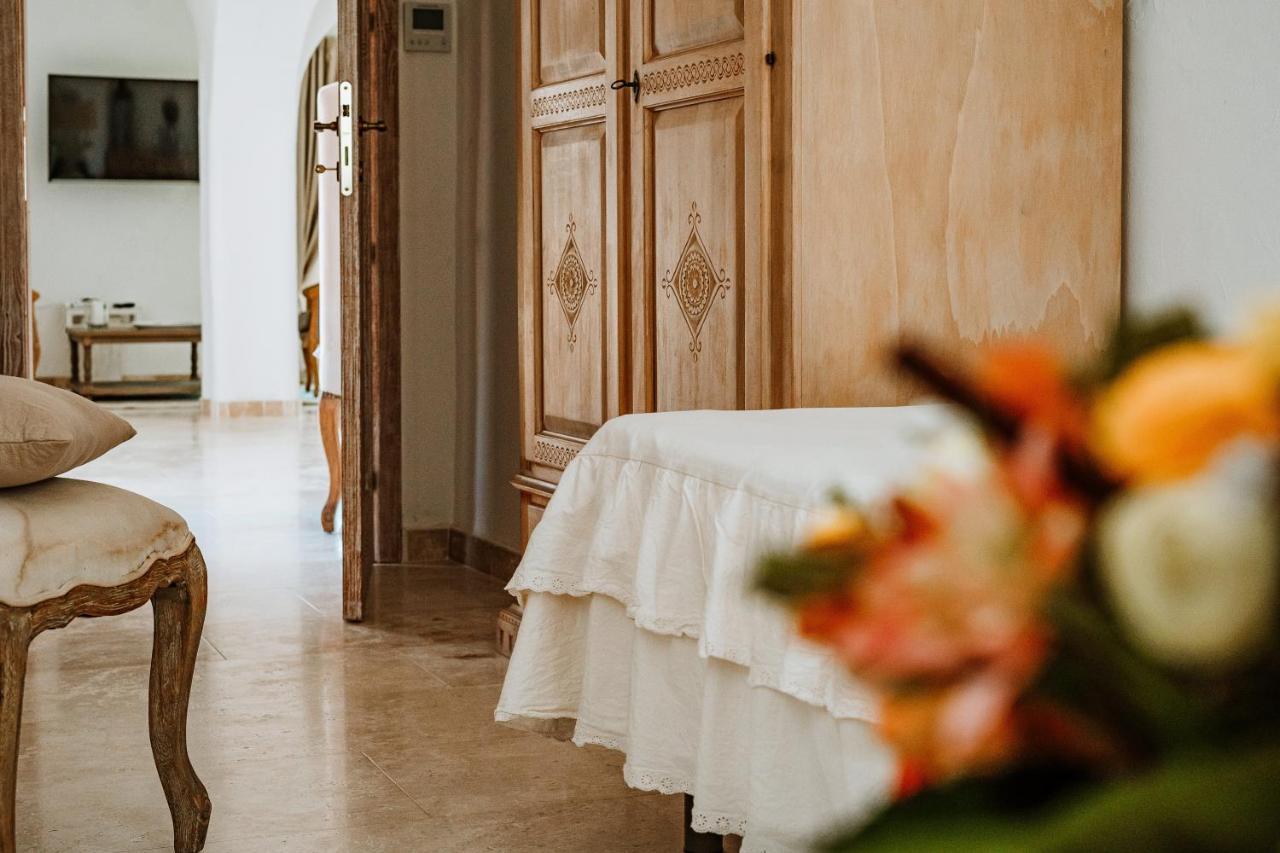 Hotel Pulicinu Baja Sardinia Zewnętrze zdjęcie