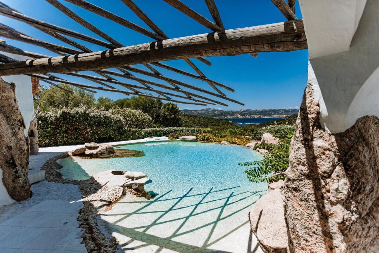 Hotel Pulicinu Baja Sardinia Zewnętrze zdjęcie