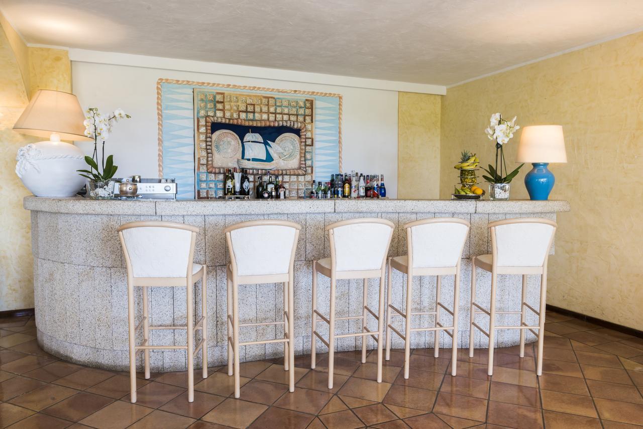 Hotel Pulicinu Baja Sardinia Zewnętrze zdjęcie